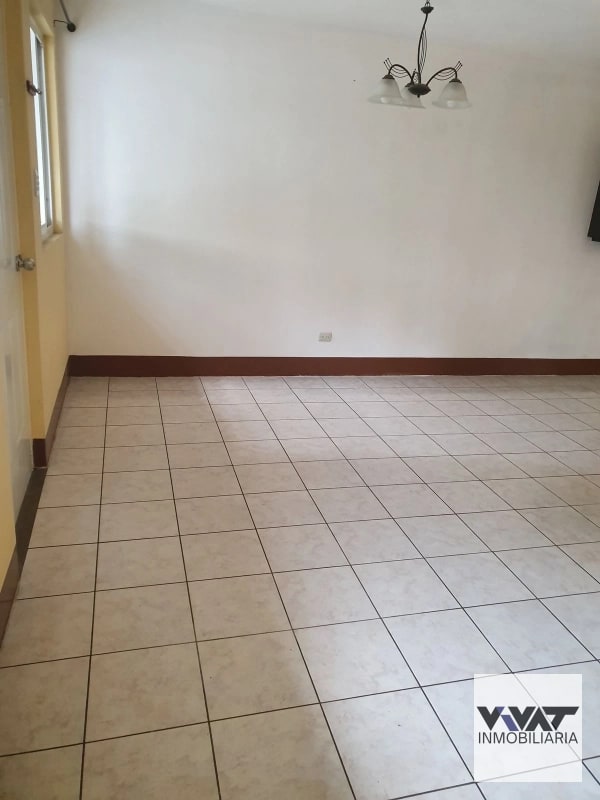 Casa en renta en Condominio Villas Calá, zona 10 de Santa Catarina Pinula - 13