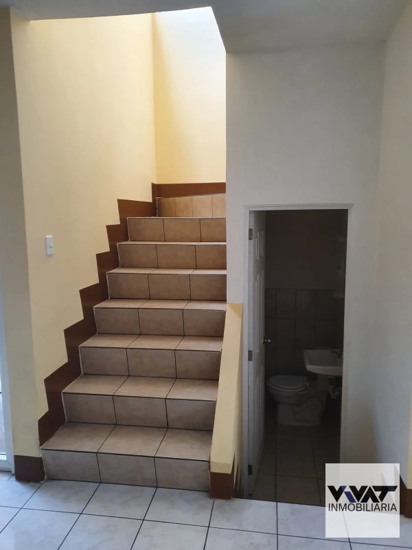 Casa en renta en Condominio Villas Calá,  zona 10 de Santa Catarina Pinula - 11