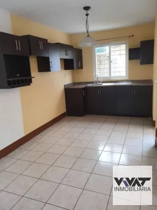 Casa en renta en Condominio Villas Calá,  zona 10 de Santa Catarina Pinula — Casa en Alquiler en Villas Cala, Santa Catarina Pinula, Guatemala, Ciudad — miniatura 7 de 17