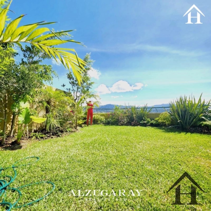 penthouse con jardin pergola y jacuzzi en zona 14 - 5