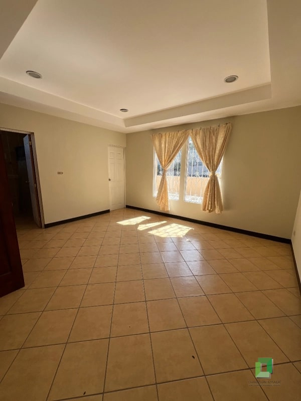 Casa en venta Valle del Sol zona 4 de Mixco - 3