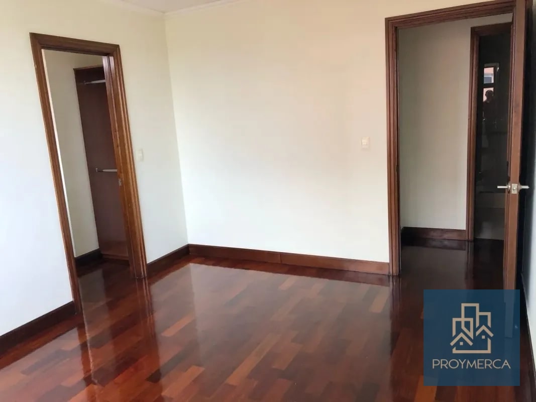Apartamento en alquiler, Edificio Antiguo Zona 14 - 12