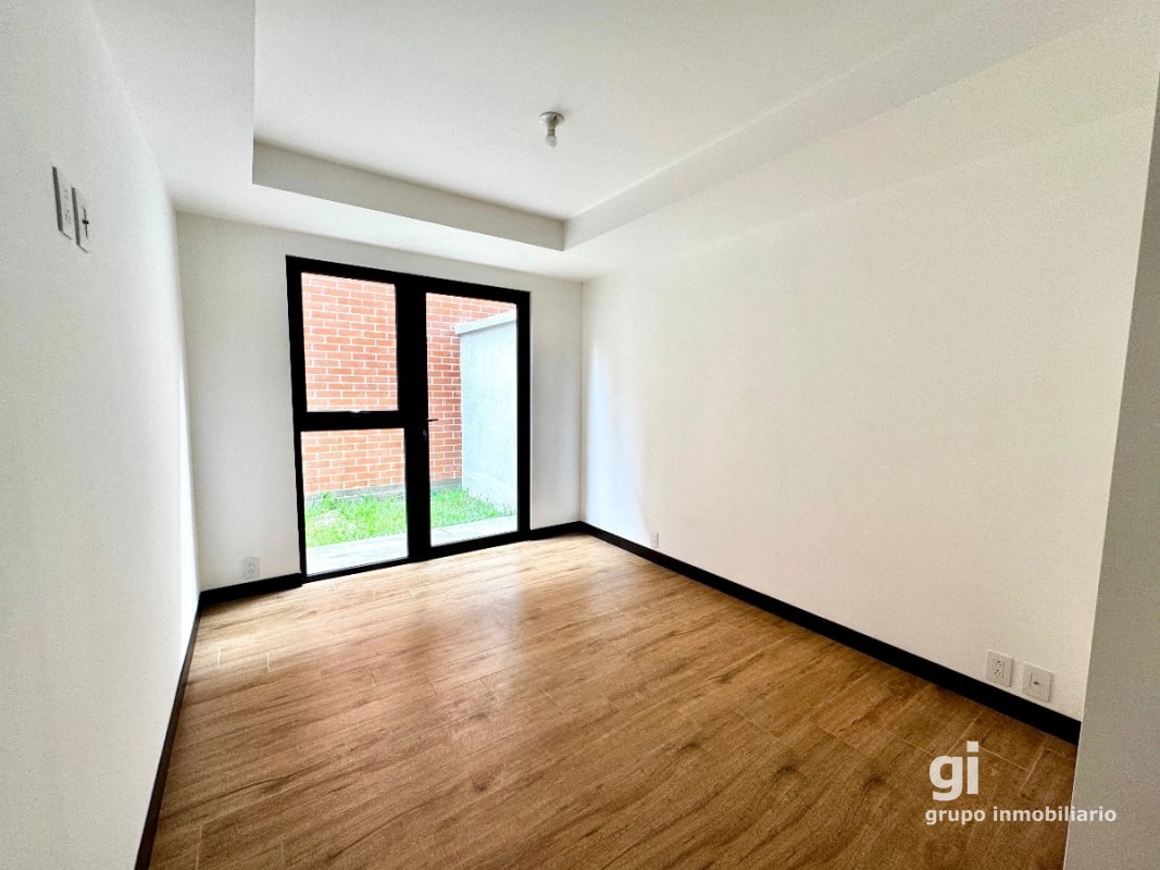 Casa en edificio - 8