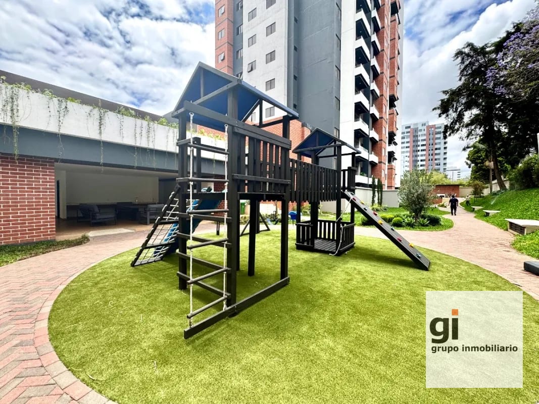 Casa en edificio — Apartamento en Venta en Zona 15, Guatemala, Ciudad — foto 3 de 17