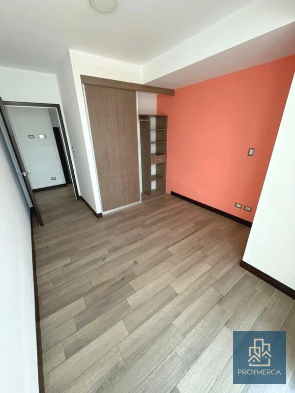 Apartamento en alquiler, Edificio San Isidro 20/21, Zona 16 - 5