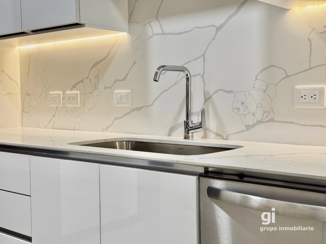 Donde la ubicación, el proyecto y la altura coinciden en lo excepcional. Apartamento en venta - 11