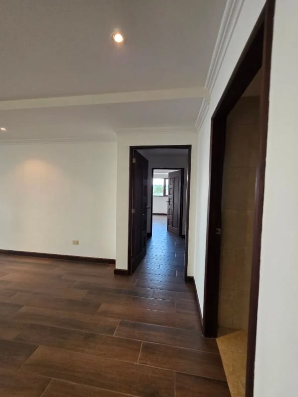 Apartamento en renta, zona 15 VH3 — Apartamento en Alquiler en Vista Hermosa III, Zona 15, Guatemala, Ciudad — foto 9 de 11