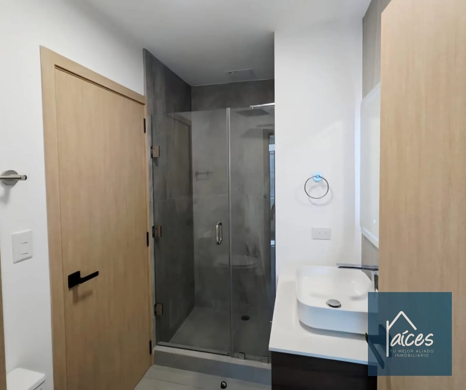 Renta de Apartamento en edificio Bona Diez Zona 10 (D) - 13