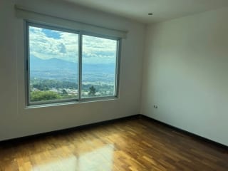 Exclusiva CASA  en ALQUILER en El Socorro CAES, Km 12.7! — Casa en Alquiler en El Socorro, Carretera a El Salvador, Guatemala, Ciudad — miniatura 3 de 13