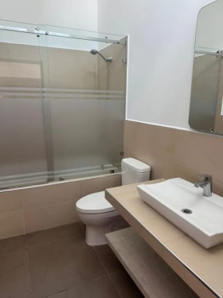 Exclusiva CASA  en ALQUILER en El Socorro CAES, Km 12.7! — Casa en Alquiler en El Socorro, Carretera a El Salvador, Guatemala, Ciudad — miniatura 2 de 13