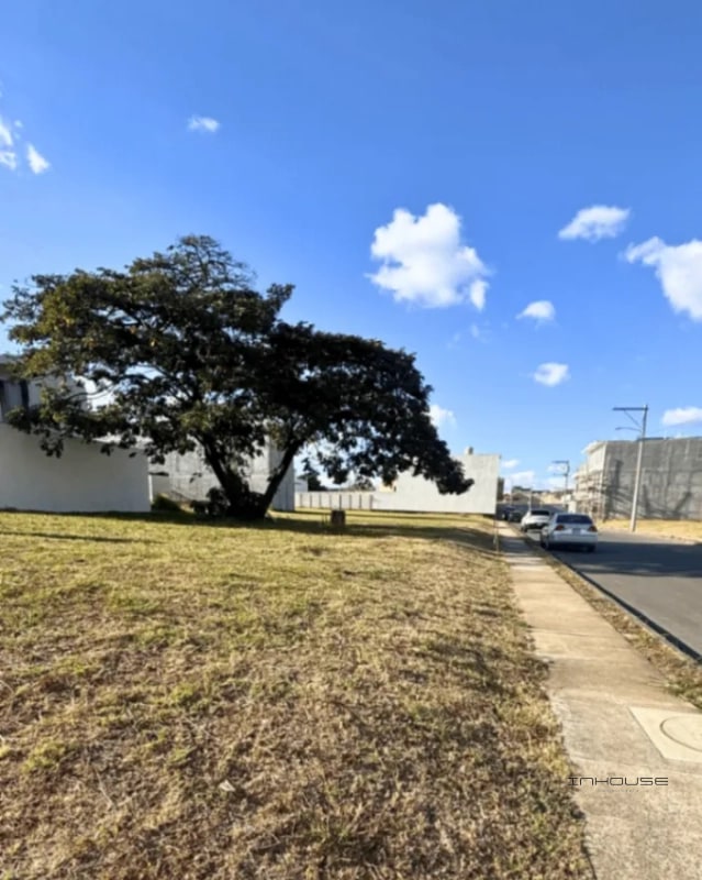 TERRENO EN VENTA EN EL NARANJO DENTRO DE CONDOMINIO -DE ESQUINA- - 2