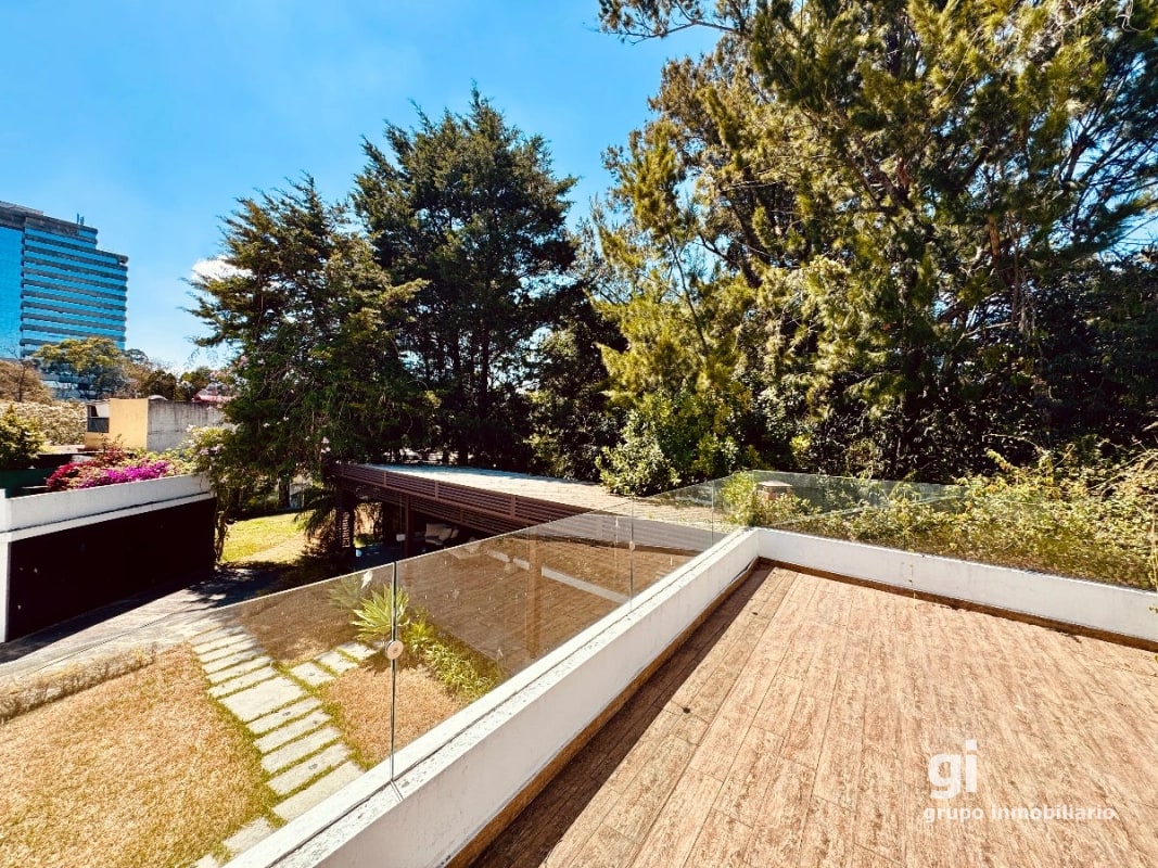 Una Propiedad que Ofrece Más por tu Inversión – Casa en Venta en Zona 15 - 16