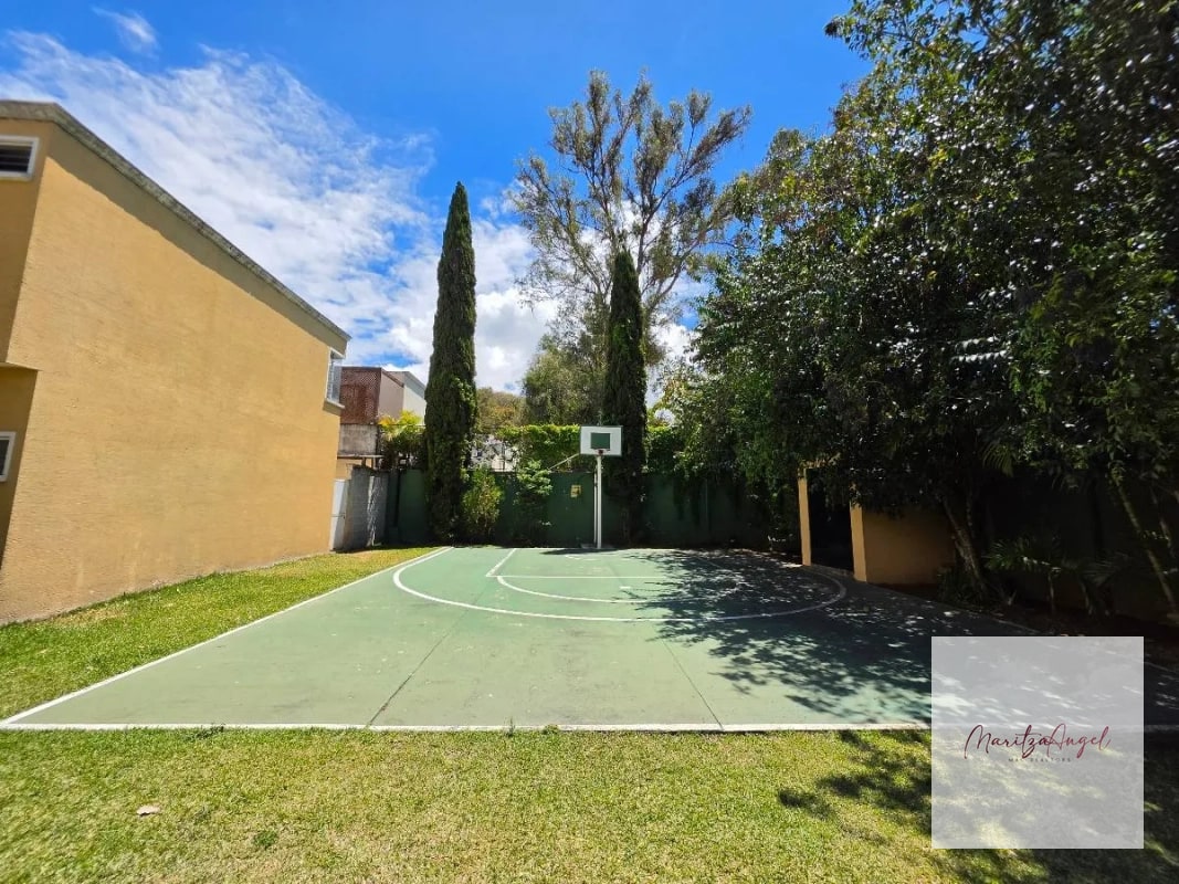 CASA EN VENTA EN SAN CRISTOBAL ZN 8 MIXCO. SAN MARINO - 1