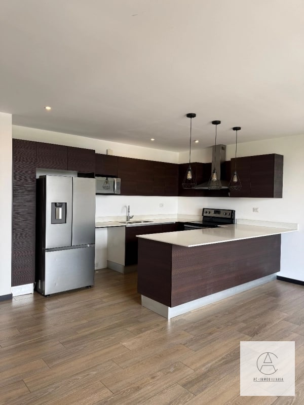 Apartamento en venta en Borghetto, zona 15 Vh1. - 16