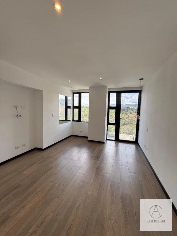 Apartamento en venta en Borghetto, zona 15 Vh1. - 7