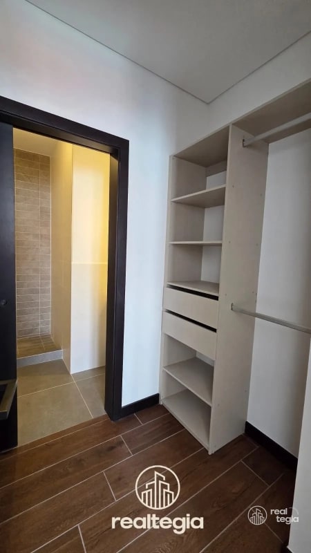 APARTAMENTO EN LIRIOS DE CAYALÁ ZONA 16 - 5