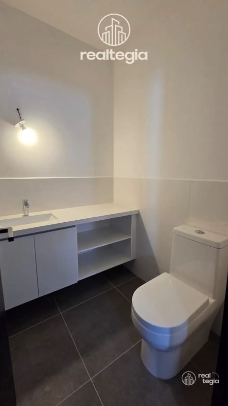 APARTAMENTO EN LIRIOS DE CAYALÁ ZONA 16 - 4