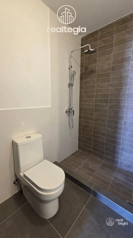 APARTAMENTO EN LIRIOS DE CAYALÁ ZONA 16 - 1