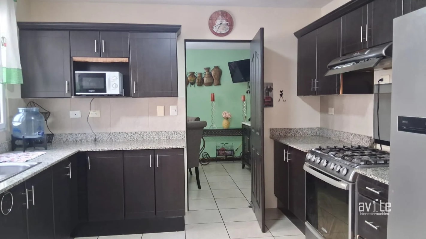 Condado Naranjo, casa totalmente equipada, dentro de Alameda Norte  Q13,500 - 3