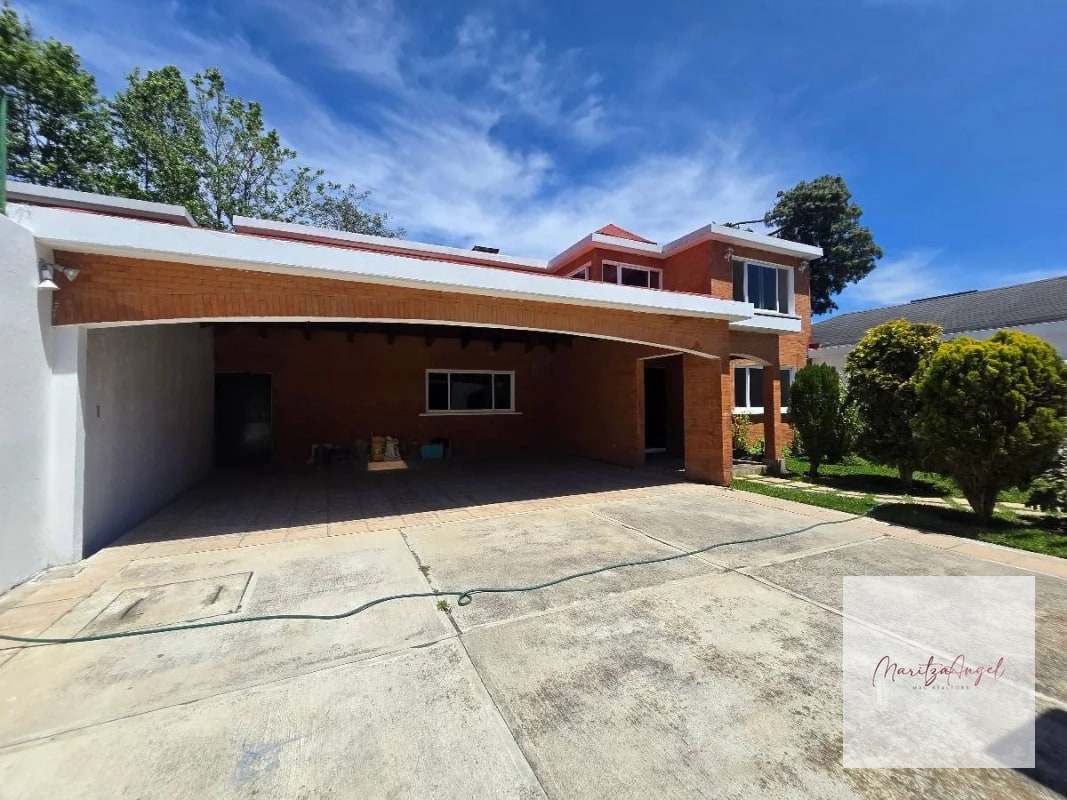 CASA EN VENTA RESIDENCIAL SAN ANTONIO.  CARRETERA A EL SALVADOR - 13
