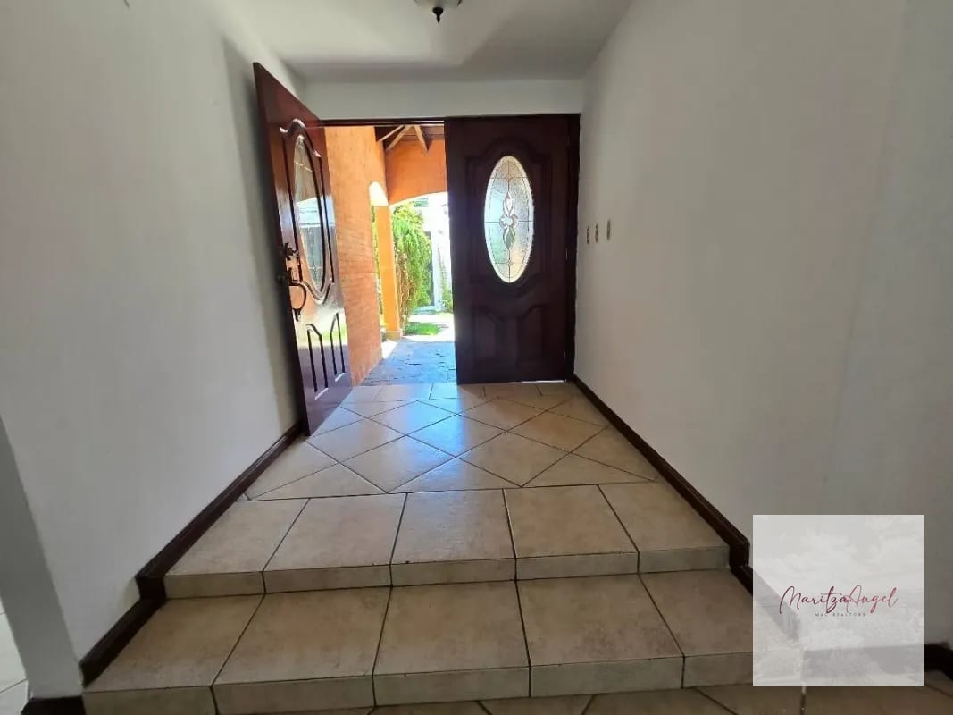 CASA EN VENTA RESIDENCIAL SAN ANTONIO. CARRETERA A EL SALVADOR — Casa en Alquiler en San Antonio, Carretera a El Salvador, Guatemala, Ciudad — foto 8 de 13