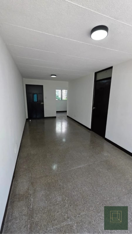 Apartamento con jardin en venta zona 21 - 8