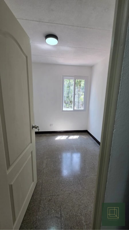 Apartamento con jardin en venta zona 21 - 1