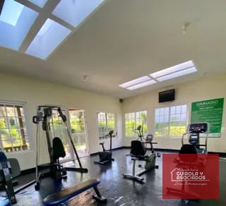 CASA EN VENTA EN EL KM 17 ENTREVERDES 137CVCD — Casa en Venta en Entreverdes, Carretera a El Salvador, Guatemala, Ciudad — miniatura 3 de 11