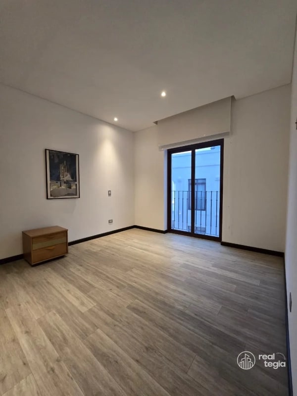 APARTAMENTO EN LIRIOS DE CAYALÁ ZONA 16 - 11