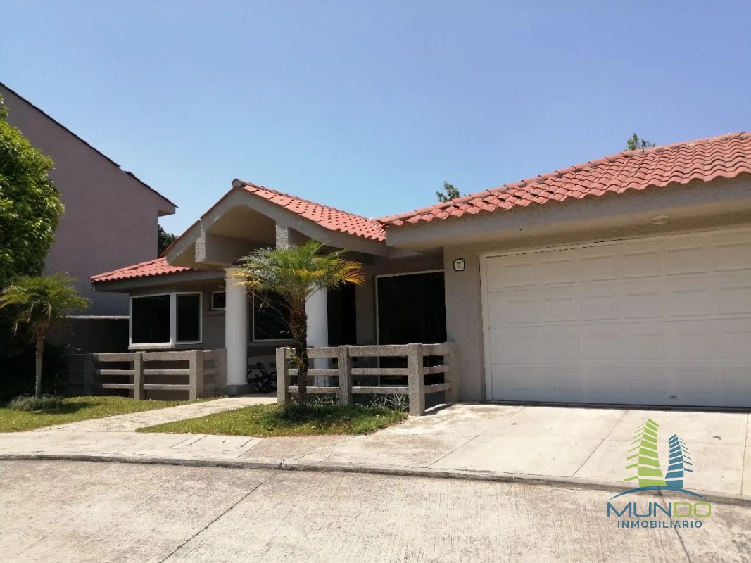 HERMOSA CASA EN RENTA EN KM 12.5 C.S - 8