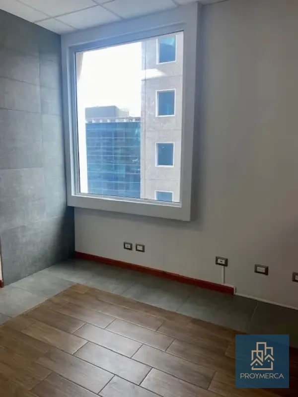 Oficina amueblada y tabicada en venta, Edificio Zona Pradera Zona 10 - 6