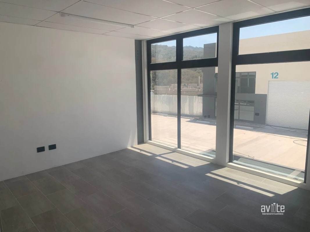 Bodega en alquiler, Empresarial Villa Canales $2,675.00 IVA y manto incluido - 5