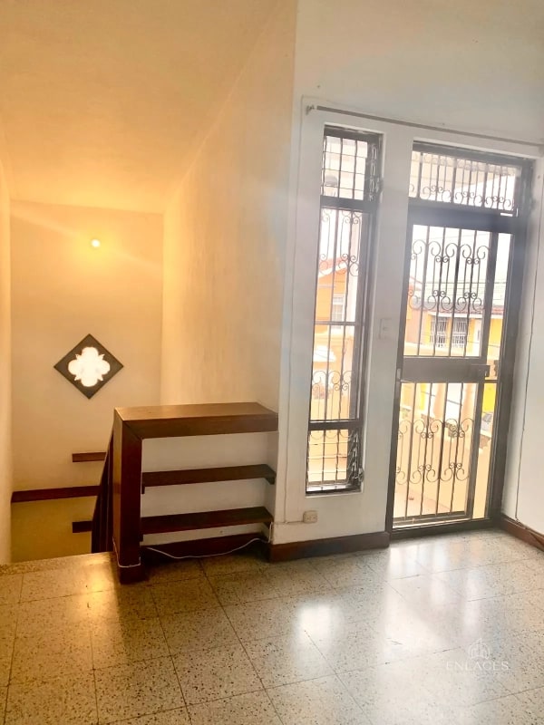 Zona 12 • Casa en Venta • Residencial Prados de Monte María - 10