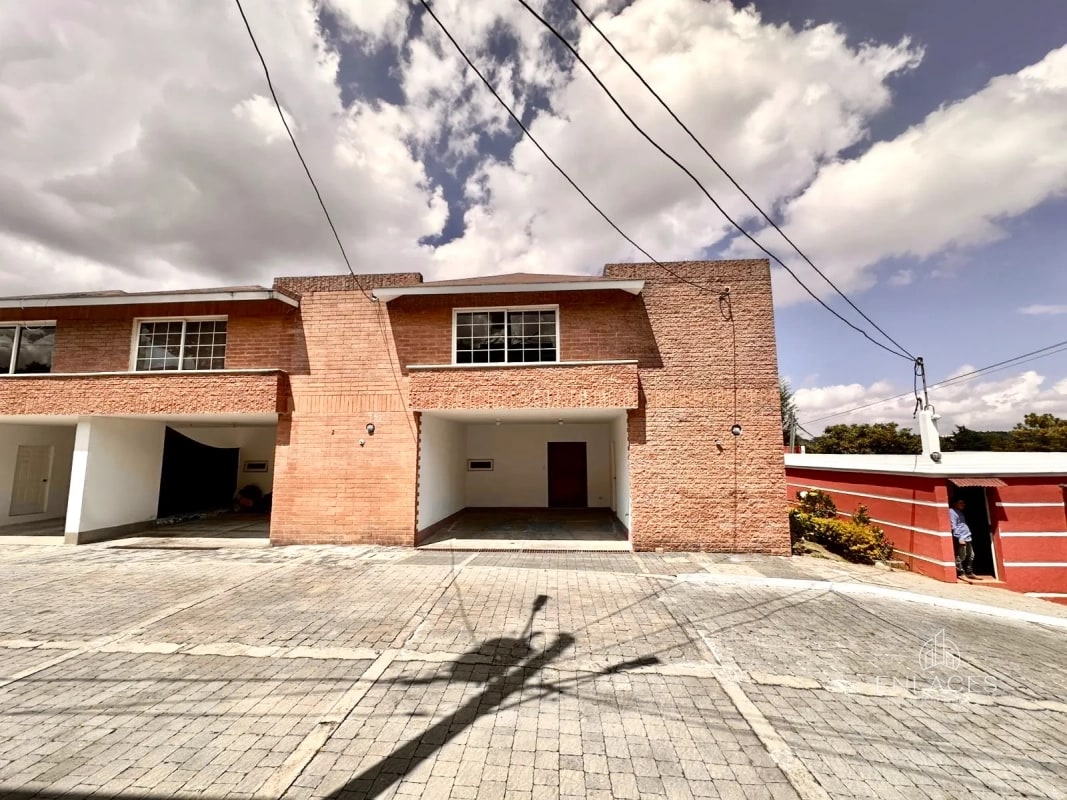 Km 18.5 CAES • Casa en Venta • Condominio Los Cerezos - 16