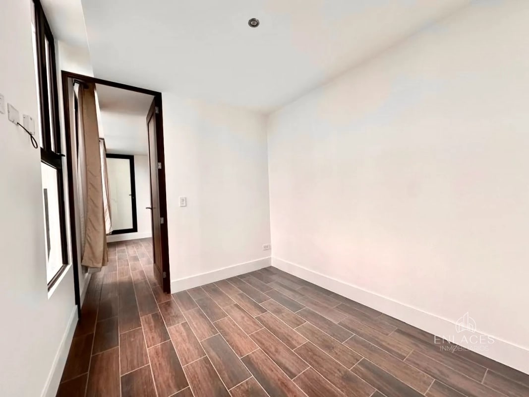 Zona 13 • Apartamento en Venta • Edificio Rosselló - 13