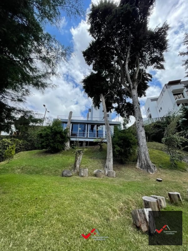 Apartamento amueblado en Renta Zona 16 - 13