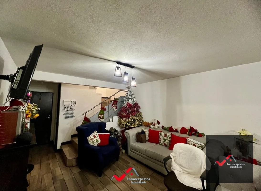 Casa en Venta en Condado San Jacinto, Zona 10 de Mixco - 2