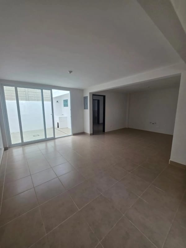 Casa en Alquiler, Condominio Verdea Arrazola, Km. 22 Fraijanes — Casa en Alquiler en Fraijanes, Carretera a El Salvador, Guatemala, Ciudad — foto 4 de 11