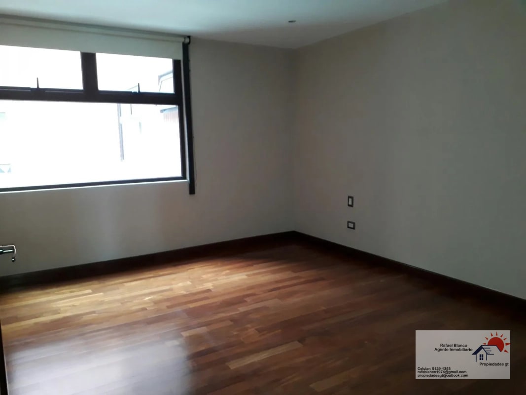 VENDO APTO Z.10 EDIF. MIRAFIORI REF.6827 *110 M2, 2 HAB, 2 BAÑOS, 2 PARQUEOS, $250k* - 13