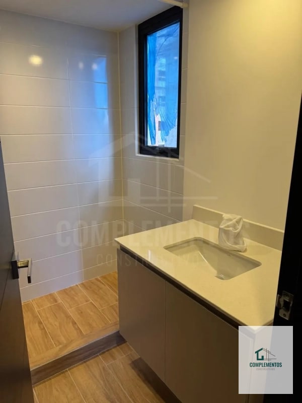 Apartamento en renta zona 13 - 1
