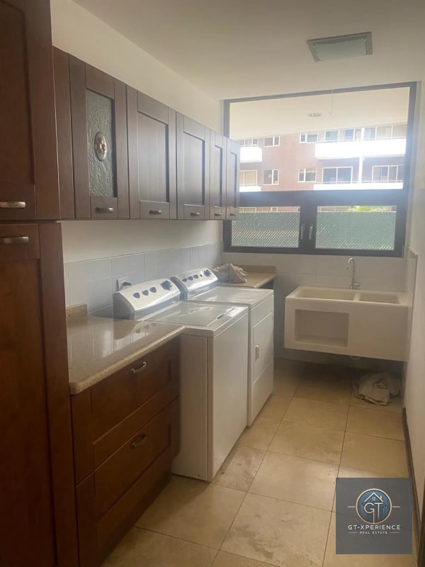 Espectacular apartamento en zona 14, nivel completo - 10