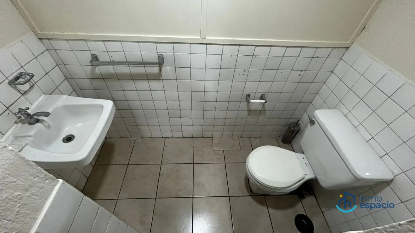 Oficinas en renta en Zona 7 – Utatlán 1 - 13