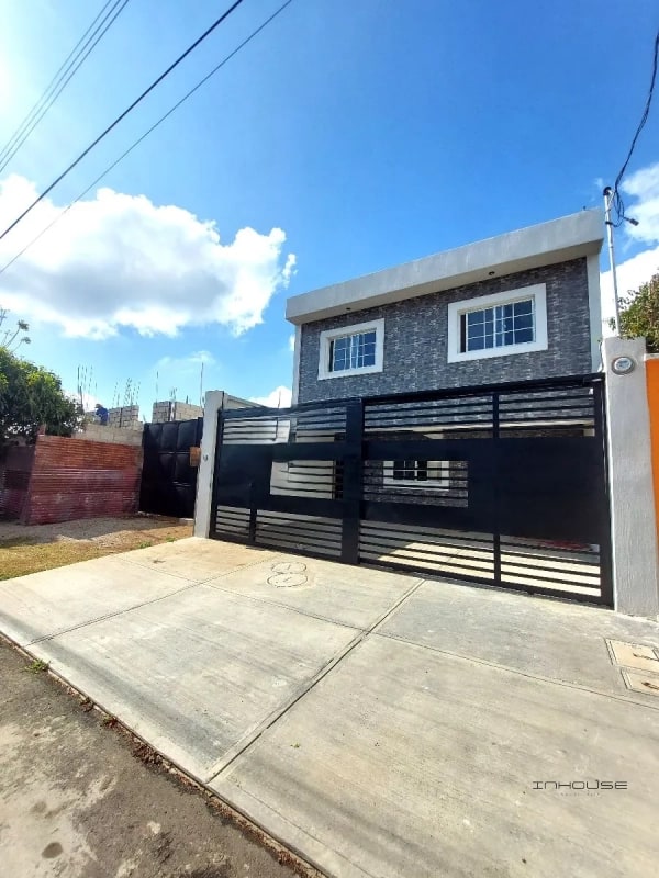 CASA EN VENTA EN SAN CRISTÓBAL PARA ESTRENAR SECTOR B5 - 10