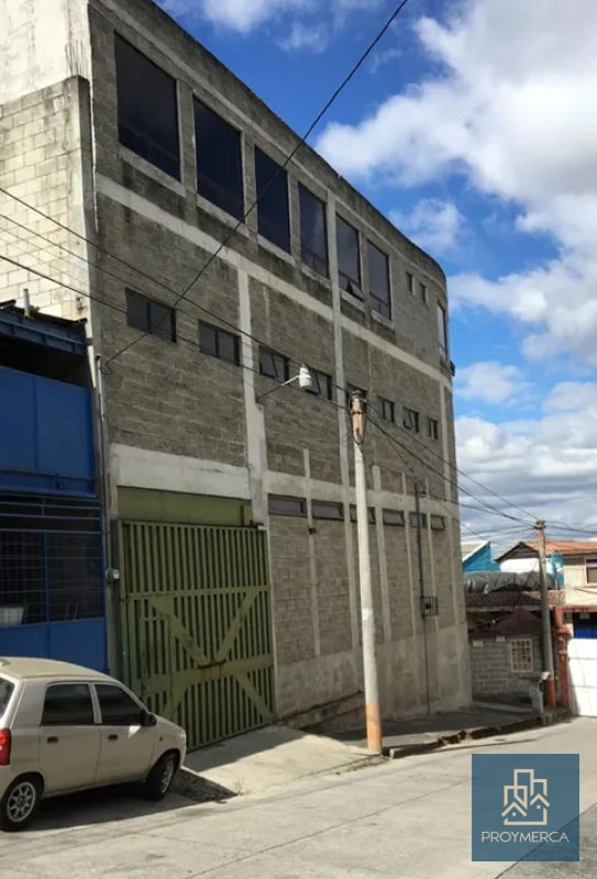 Ofi-bodega en alquiler, San Cristóbal, zona 8 de Mixco, sobre el Boulevard Principal - 16
