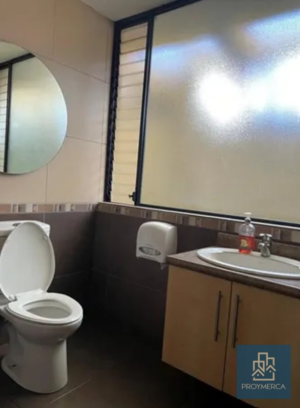 Ofi-bodega en alquiler, San Cristóbal, zona 8 de Mixco, sobre el Boulevard Principal - 4