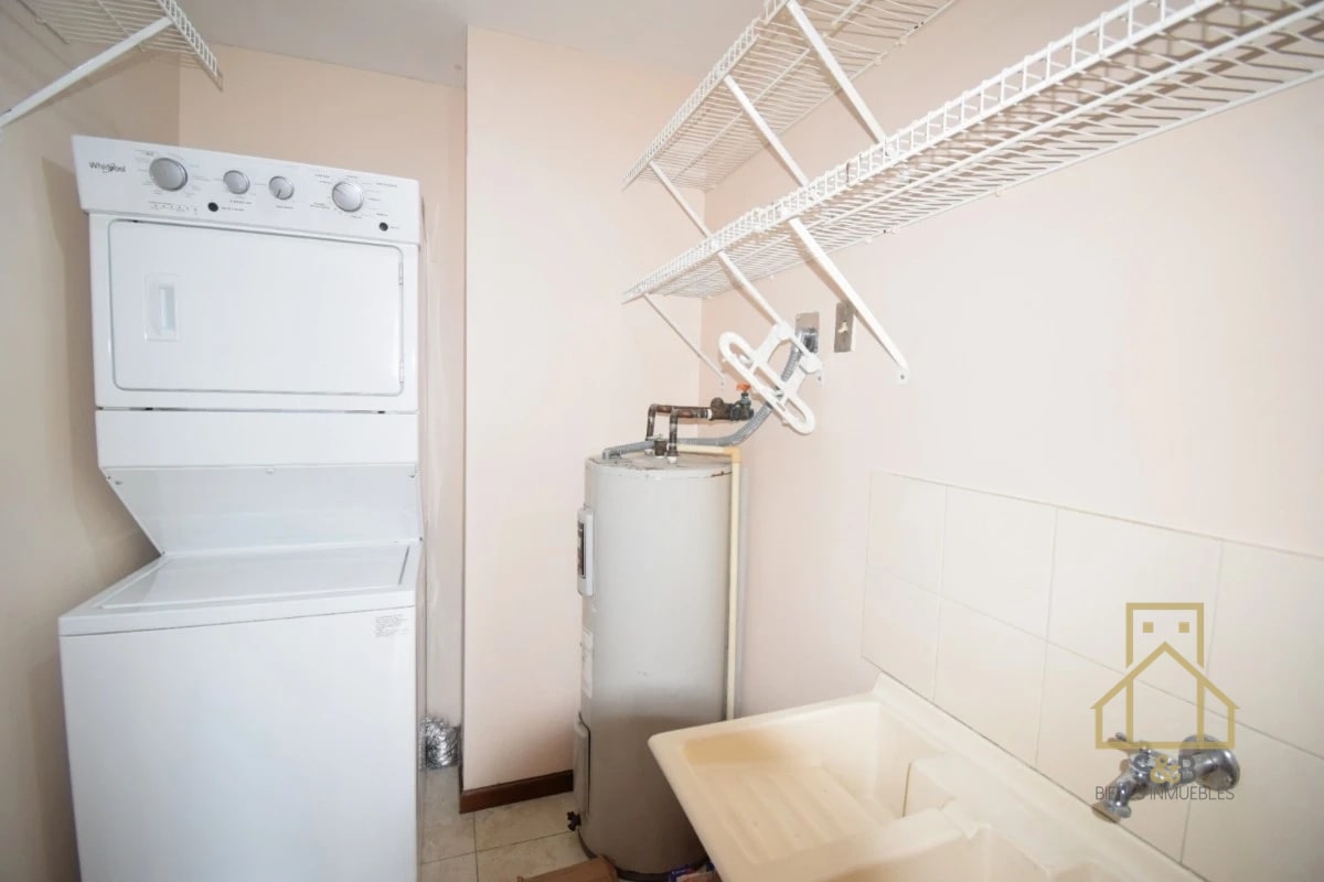 Apartamento en renta, zona 10 Torre del Valle - 1