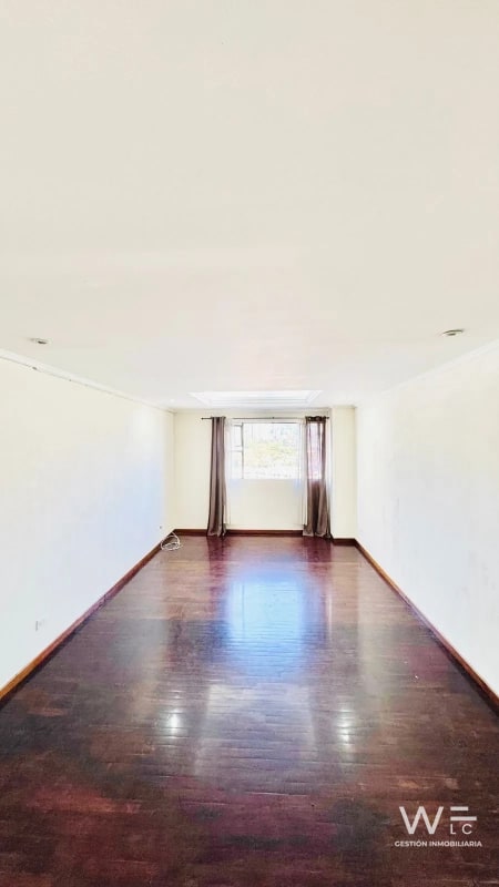 ALQUILO APARTAMENTO ZONA 10 - 12