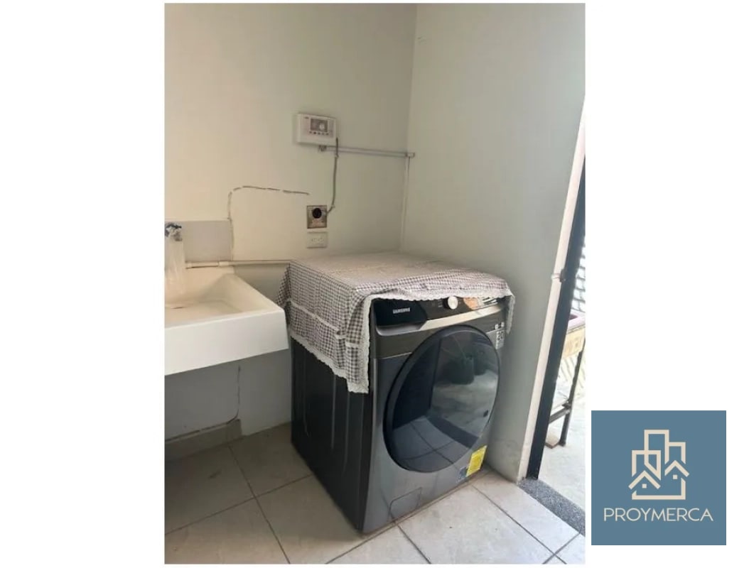 Casa en venta, Condado El Naranjo, Zona 4 de Mixco - 1