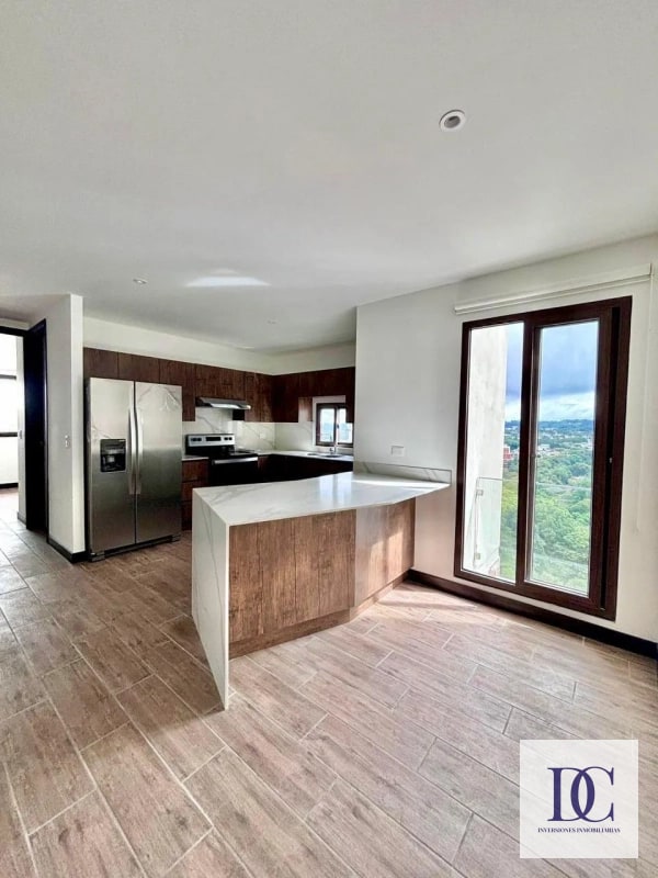 đ APARTAMENTO EN ALQUILER â MARQUĂS DE OAKLAND | ZONA 10, DIAGONAL 6 - 14