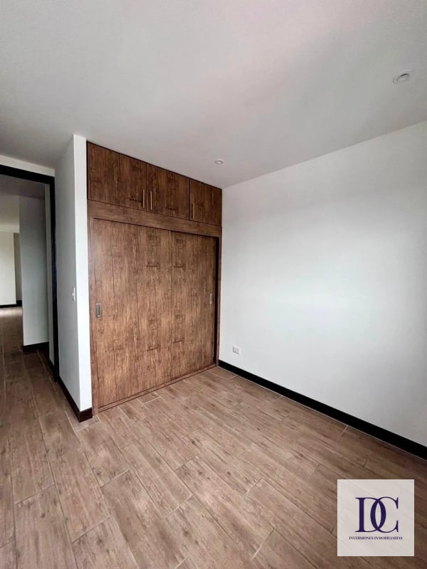 đ APARTAMENTO EN ALQUILER â MARQUĂS DE OAKLAND | ZONA 10, DIAGONAL 6 - 7